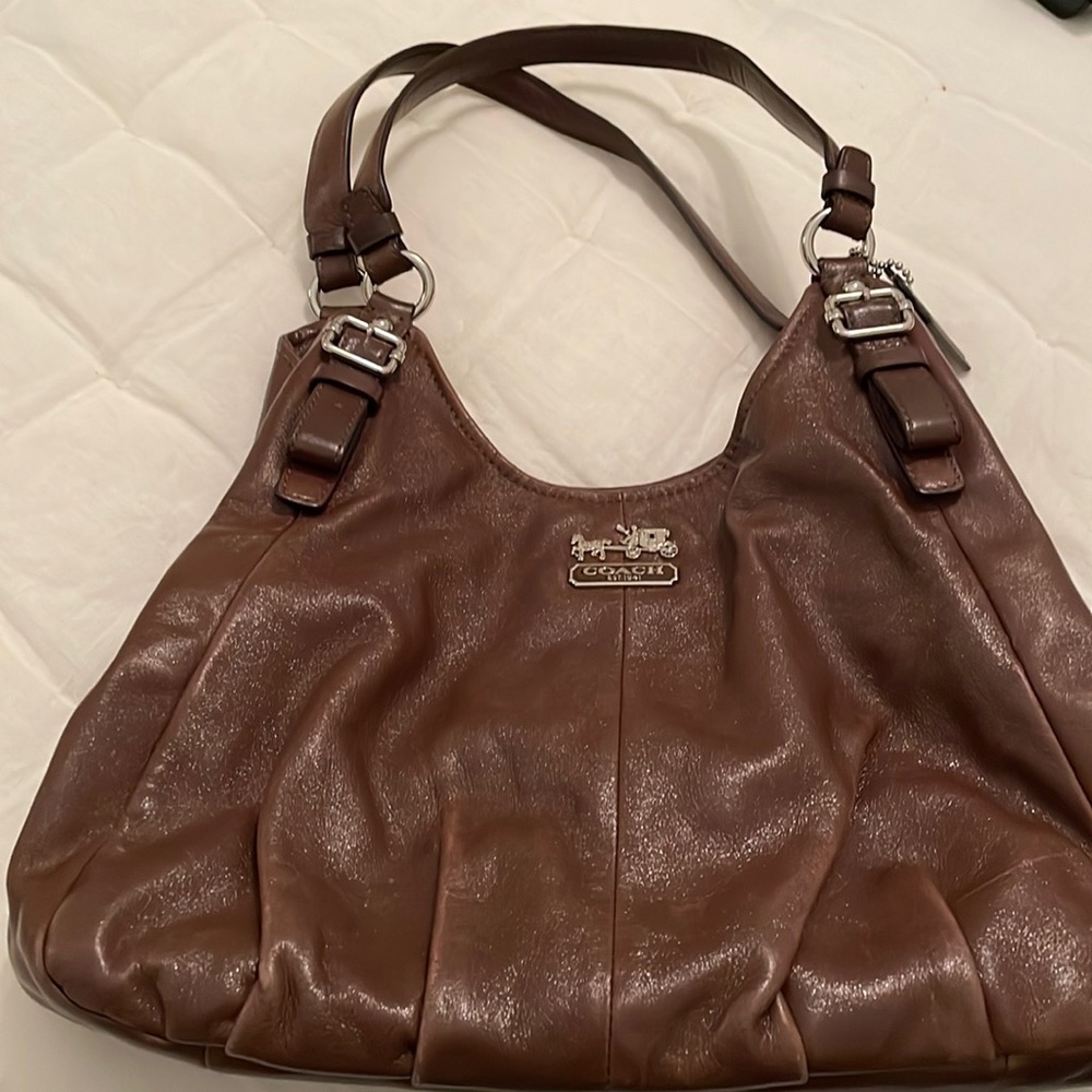 Coach shoulder medium bag burgundy leather with purple lining